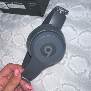 Beats solo 3 wireless
